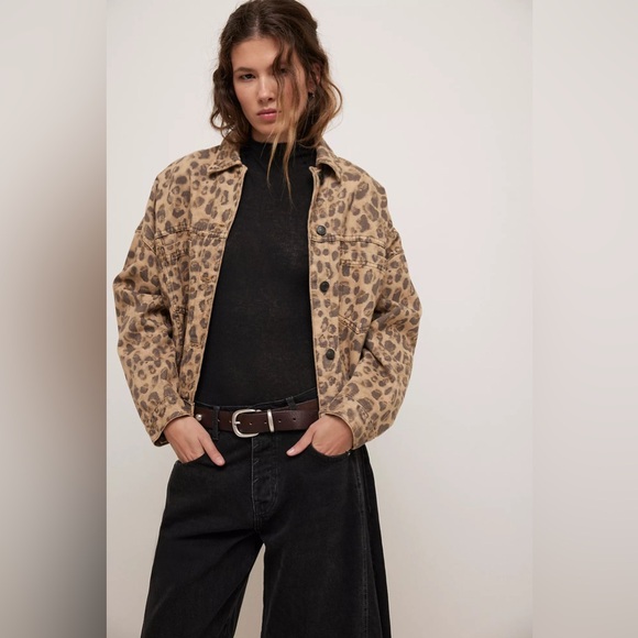 NWT We The Free By Free People Opal Swing Printed Denim Jacket Leopard Size L - Picture 4 of 8